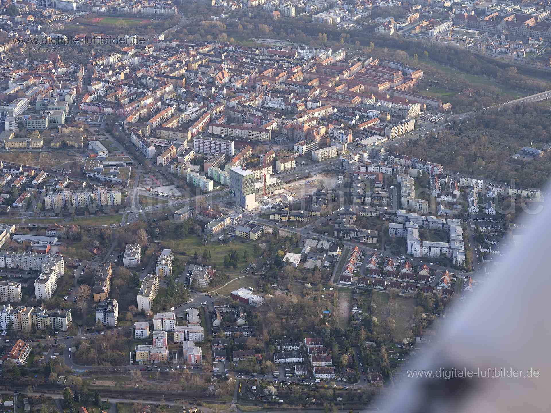 Titel: Nordwestring, Bildnummer: f530230, Ort / Stadt: Nürnberg, (Land)Kreis: kreisfreie Stadt Nürnberg, Regierungsbezirk: Mittelfranken, Bundesland: Bayern, Aufnahmedatum: 09.03.2024, Schlagwörter: Deutschland, 90419, 90425, Aachener Straße, Bielefelder Straße, Bienweg, Delsenbachweg, Detmolder Straße, Dortmunder Straße, Düsseldorfer Straße, Herforder Straße, Hohenbuckstraße, Jülicher Straße, Kirschgartenstraße, Kölner Straße, Nordwestring, Nürnberg, Poppenreuther Straße, Schnieglinger Straße, 