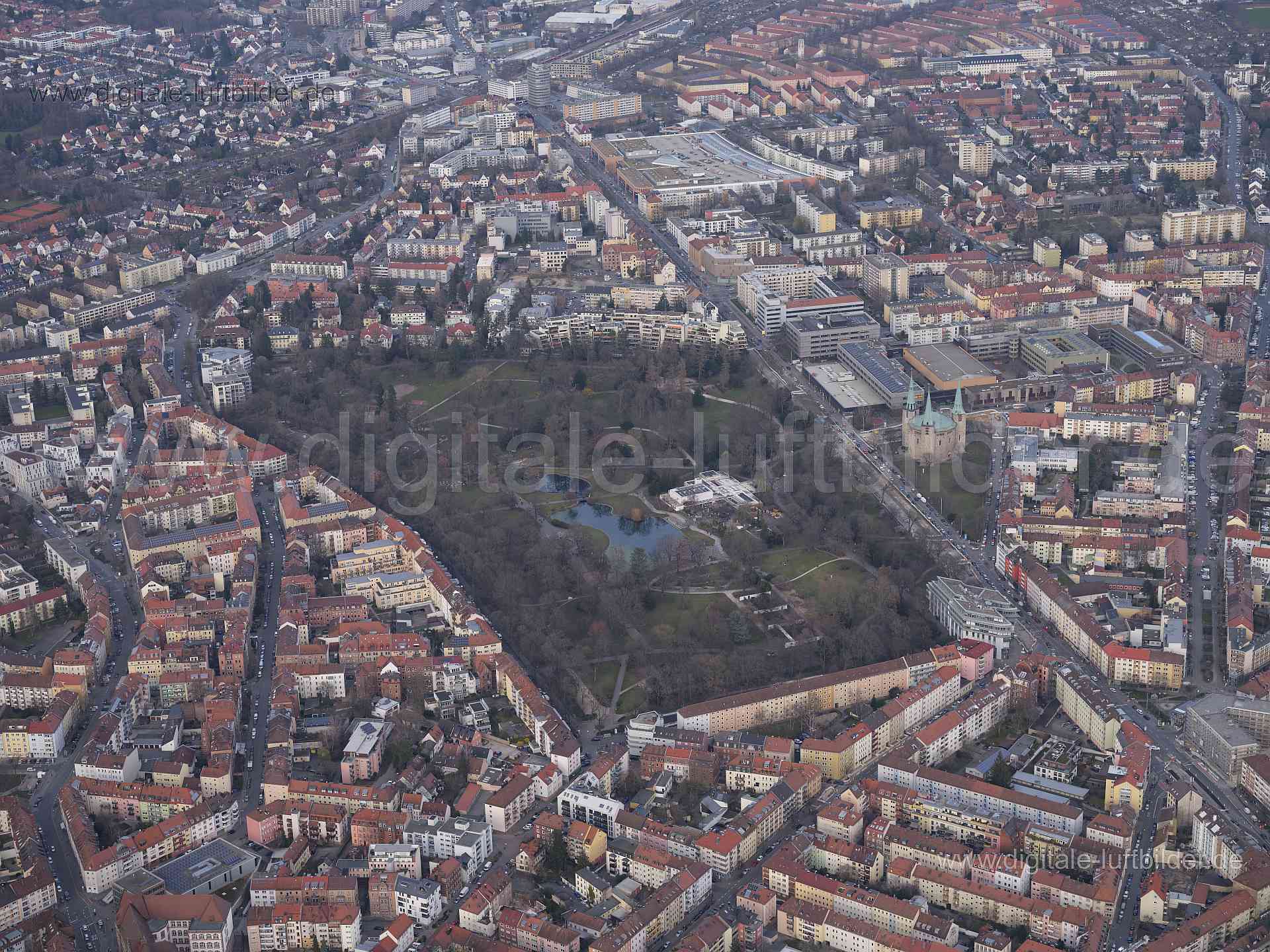 Titel: Stadtpark, Bildnummer: f530960, Ort / Stadt: Nürnberg, (Land)Kreis: kreisfreie Stadt Nürnberg, Regierungsbezirk: Mittelfranken, Bundesland: Bayern, Aufnahmedatum: 09.03.2024, Schlagwörter: Deutschland, 90409, 90489, 90491, Am Stadtpark, Avenariusstraße, Bayreuther Straße, Berckhauserstraße, Berliner Platz, Brauhausstraße, Deumentenstraße, Distelstraße, Fenitzerplatz, Fenitzerstraße, Fraunhoferstraße, Friedenstraße, Kantstraße, Lindenaststraße, Ludwig-Feuerbach-Straße, Löbleinstraße, Marti