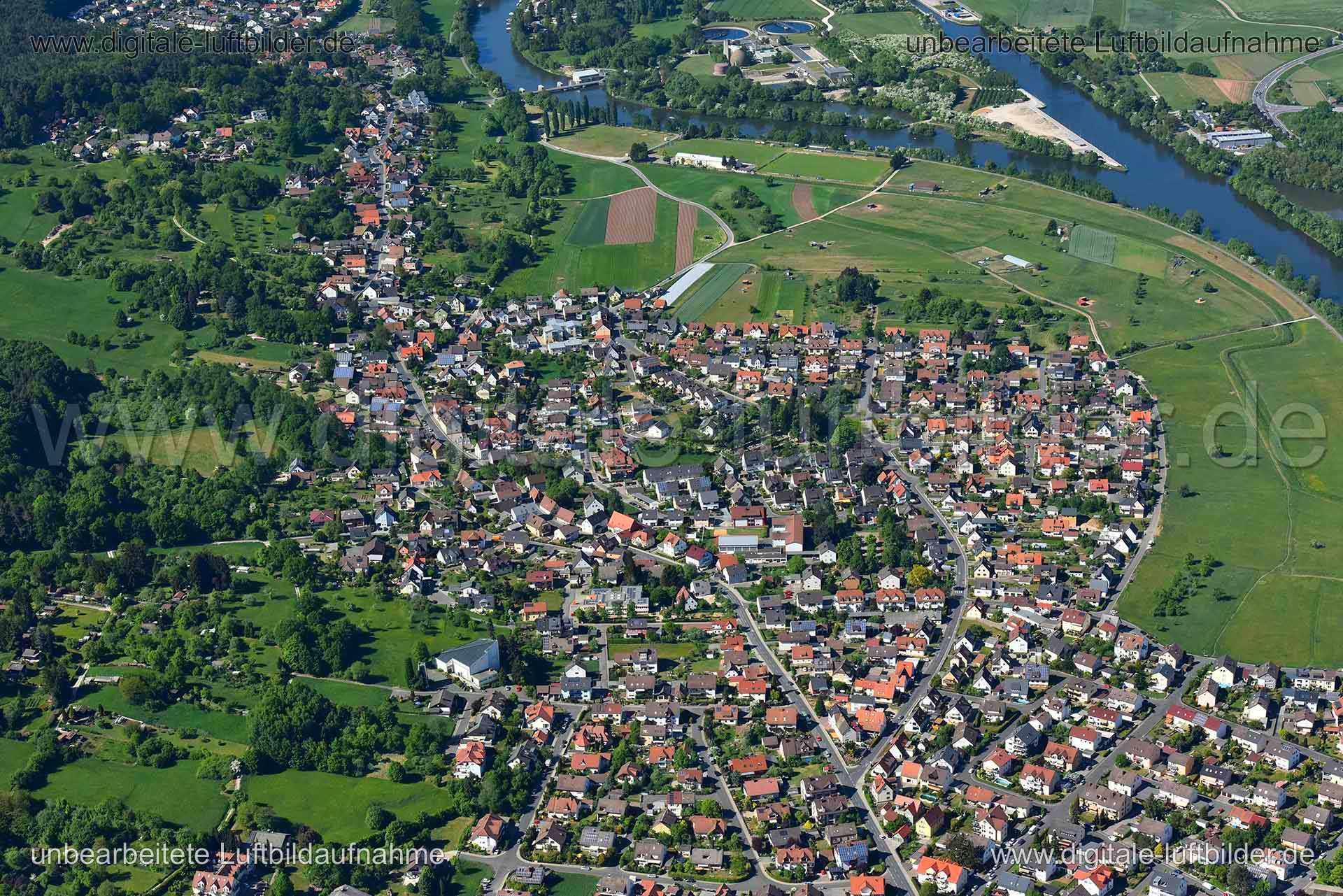 Titel: Buckenhofen, Bildnummer: n268390, Ort / Stadt: Forchheim, (Land)Kreis: kreisfreie Stadt Forchheim, Regierungsbezirk: Oberfranken, Bundesland: Bayern, Aufnahmedatum: 06.05.2018, Schlagwörter: Luftbild, Luftbilder, Luftbildfotografie, Luftaufnahme, Luftbildaufnahme, Luftfoto, Vogelperspektive, Vogelansicht, Deutschland, Schräg- und Senkrecht-Luftaufnahmen, Orthofotografie, Buckenhofen, Panorama, Monat: Mai, Jahreszeit: Sommer, Tageszeit: Mittag / Nachmittag, Jahr: 2018, Flug ID: 20180506, B