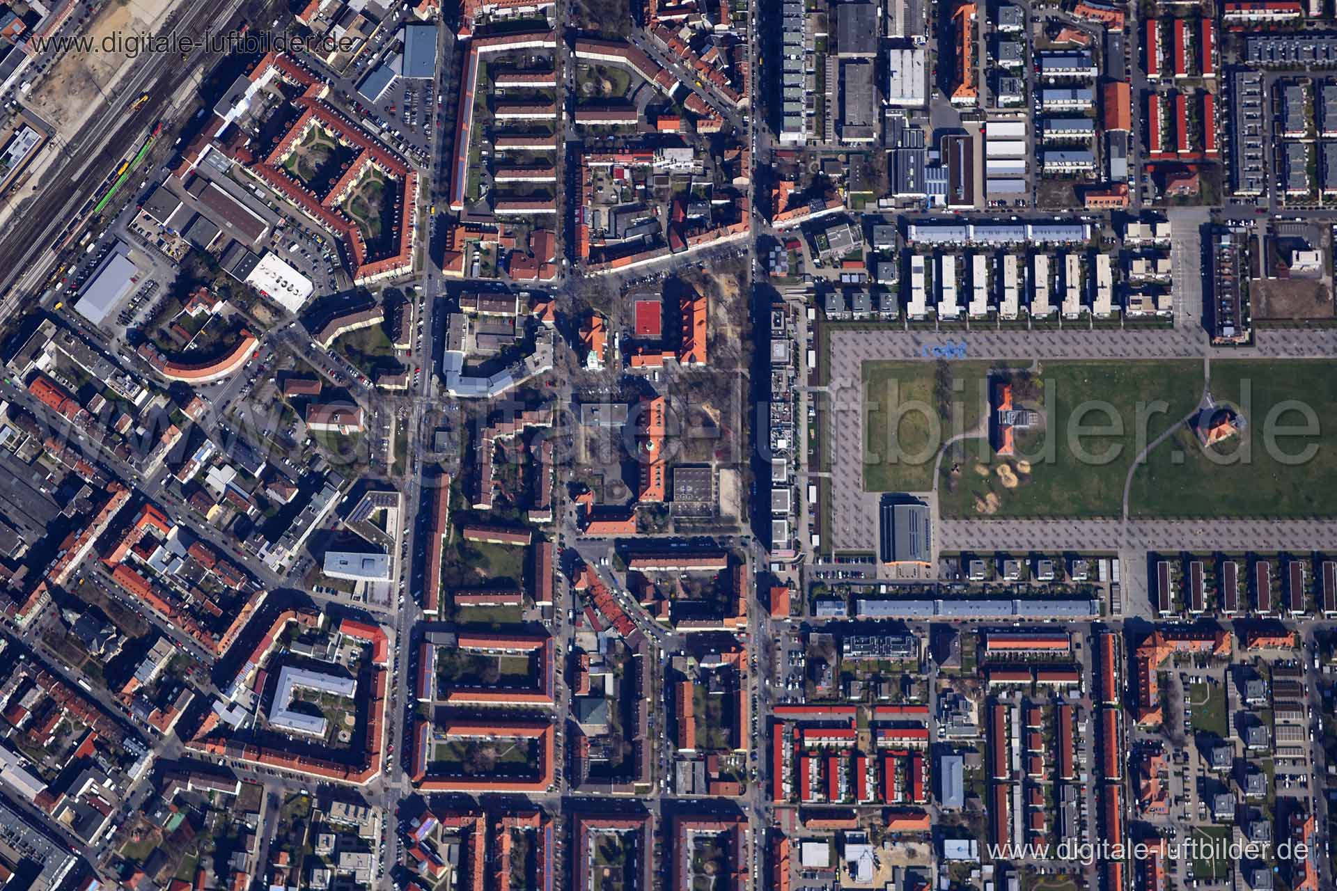 Titel: Senkrechtaufnahme, Bildnummer: n243390, Ort / Stadt: Fürth, (Land)Kreis: kreisfreie Stadt Fürth, Regierungsbezirk: Mittelfranken, Bundesland: Bayern, Aufnahmedatum: 25.03.2017, Schlagwörter: Luftbild, Luftbilder, Luftbildfotografie, Luftaufnahme, Luftbildaufnahme, Luftfoto, Vogelperspektive, Vogelansicht, Deutschland, Schräg- und Senkrecht-Luftaufnahmen, Orthofotografie, Senkrecht, Senkrechtphotografie, Orthophotografie, Senkrechtaufnahme, Südstadtpark, Flößaustraße, Herrnstraße, Kaiserst