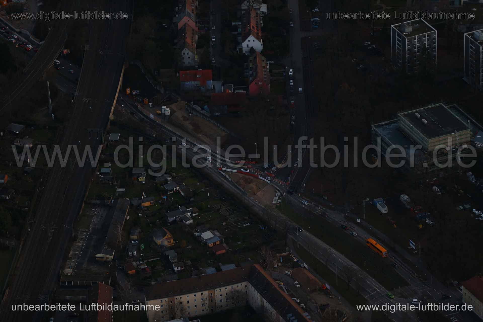 Titel: Baustelle Regensburger Straße, Bildnummer: b182850, Ort / Stadt: Nürnberg, (Land)Kreis: kreisfreie Stadt Nürnberg, Regierungsbezirk: Mittelfranken, Bundesland: Bayern, Aufnahmedatum: 22.12.2015, Schlagwörter: Luftbild, Luftbilder, Luftbildfotografie, Luftaufnahme, Luftbildaufnahme, Luftfoto, Vogelperspektive, Vogelansicht, Deutschland, Schräg- und Senkrecht-Luftaufnahmen, Orthofotografie, Regensburger Straße, Baustelle, Gleimstraße, Dutzendteichstraße, Pastoriusstraße, EWF, Baustelle Rege