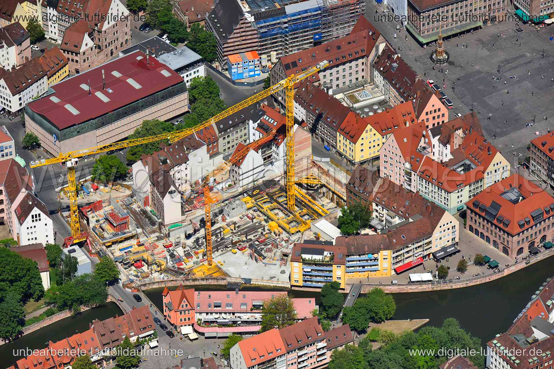 Titel: Deutsches Museum, Bildnummer: n263740, Ort / Stadt: Nürnberg, (Land)Kreis: kreisfreie Stadt Nürnberg, Regierungsbezirk: Mittelfranken, Bundesland: Bayern, Aufnahmedatum: 06.05.2018, Schlagwörter: Luftbild, Luftbilder, Luftbildfotografie, Luftaufnahme, Luftbildaufnahme, Luftfoto, Vogelperspektive, Vogelansicht, Deutschland, Schräg- und Senkrecht-Luftaufnahmen, Orthofotografie, 90403, Winklerstraße, Trödelmarkt, Augustinerstraße, Zwischen den Fleischbänken, Tuchgasse, Karlstraße, Hauptmarkt
