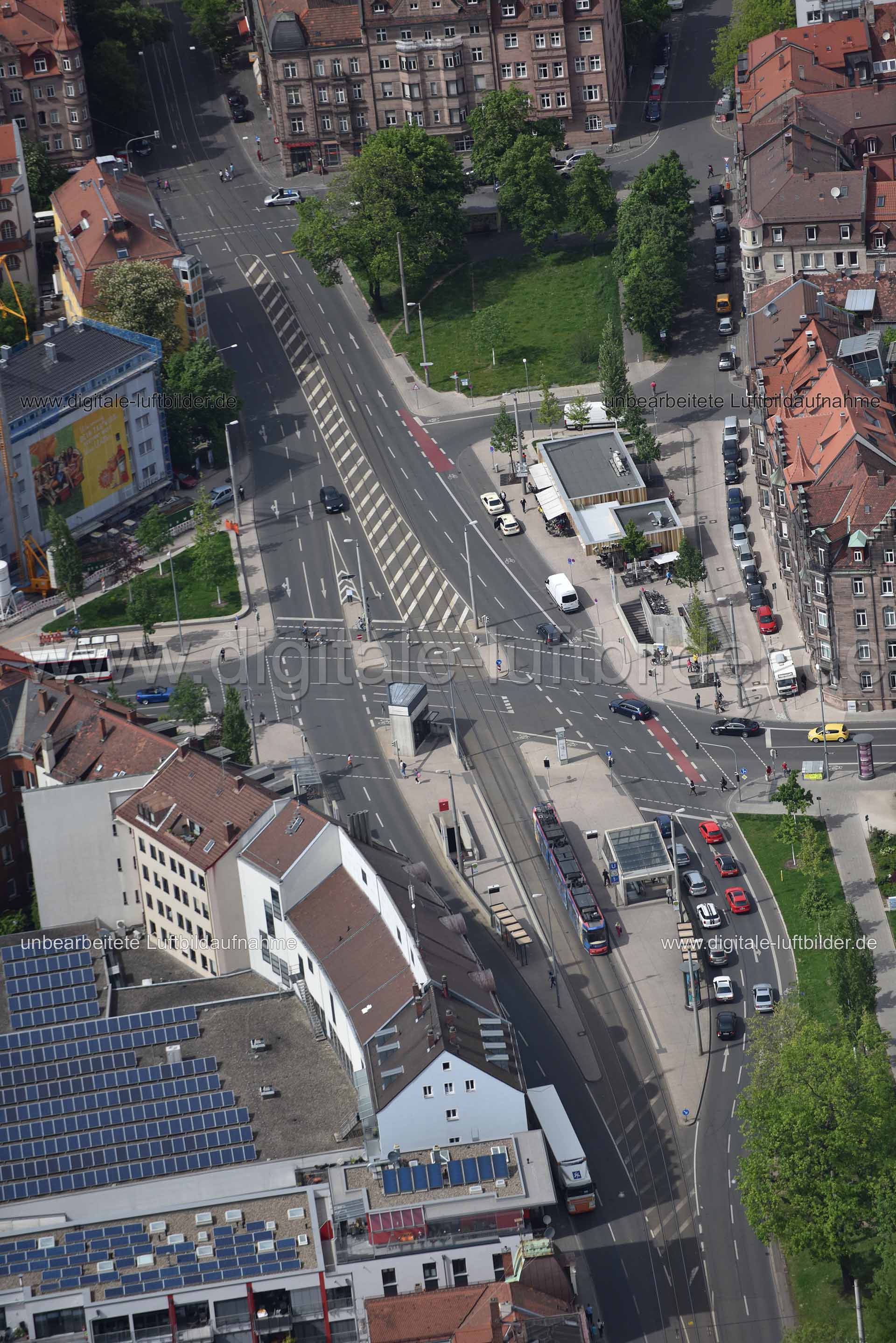 Titel: Friedrich-Ebert-Platz, Bildnummer: n140460, Ort / Stadt: Nürnberg, (Land)Kreis: kreisfreie Stadt Nürnberg, Regierungsbezirk: Mittelfranken, Bundesland: Bayern, Aufnahmedatum: 11.05.2015, Schlagwörter: Luftbild, Luftbilder, Luftbildfotografie, Luftaufnahme, Luftbildaufnahme, Luftfoto, Vogelperspektive, Vogelansicht, Deutschland, Schräg- und Senkrecht-Luftaufnahmen, Orthofotografie, Friedrich-Ebert-Platz, Bucher Straße, Monat: Mai, Jahreszeit: Sommer, Tageszeit: Mittag / Nachmittag, Jahr: 2
