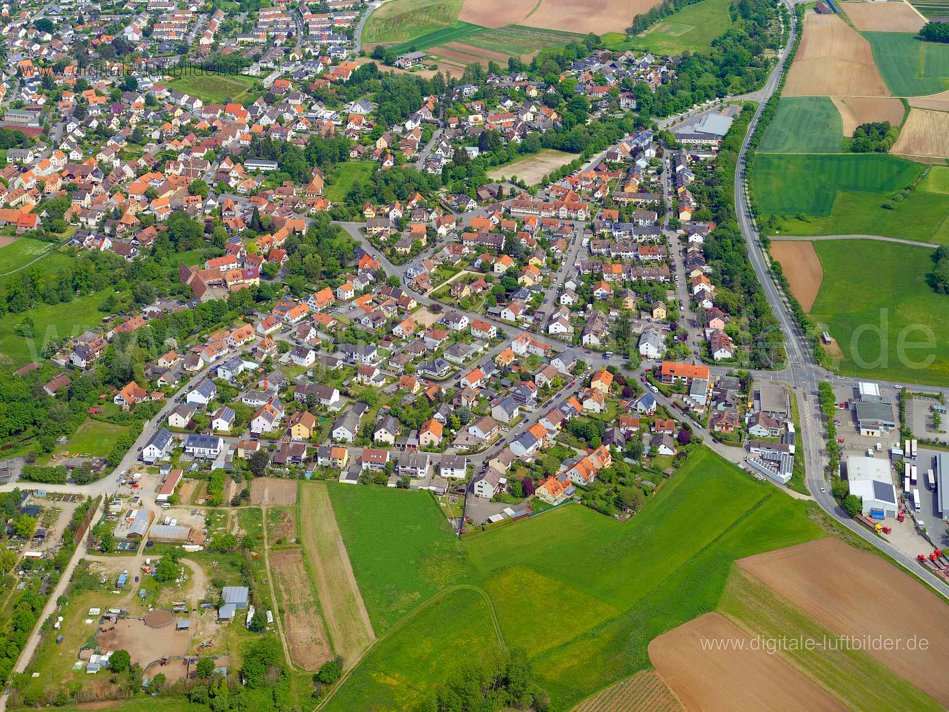 Luftbild - Großgründlach, Ort: Nürnberg, Tags: Großgründlach, , Am Steig, Aschaffenburger Straße, Eigenheimstraße, Erlenha...