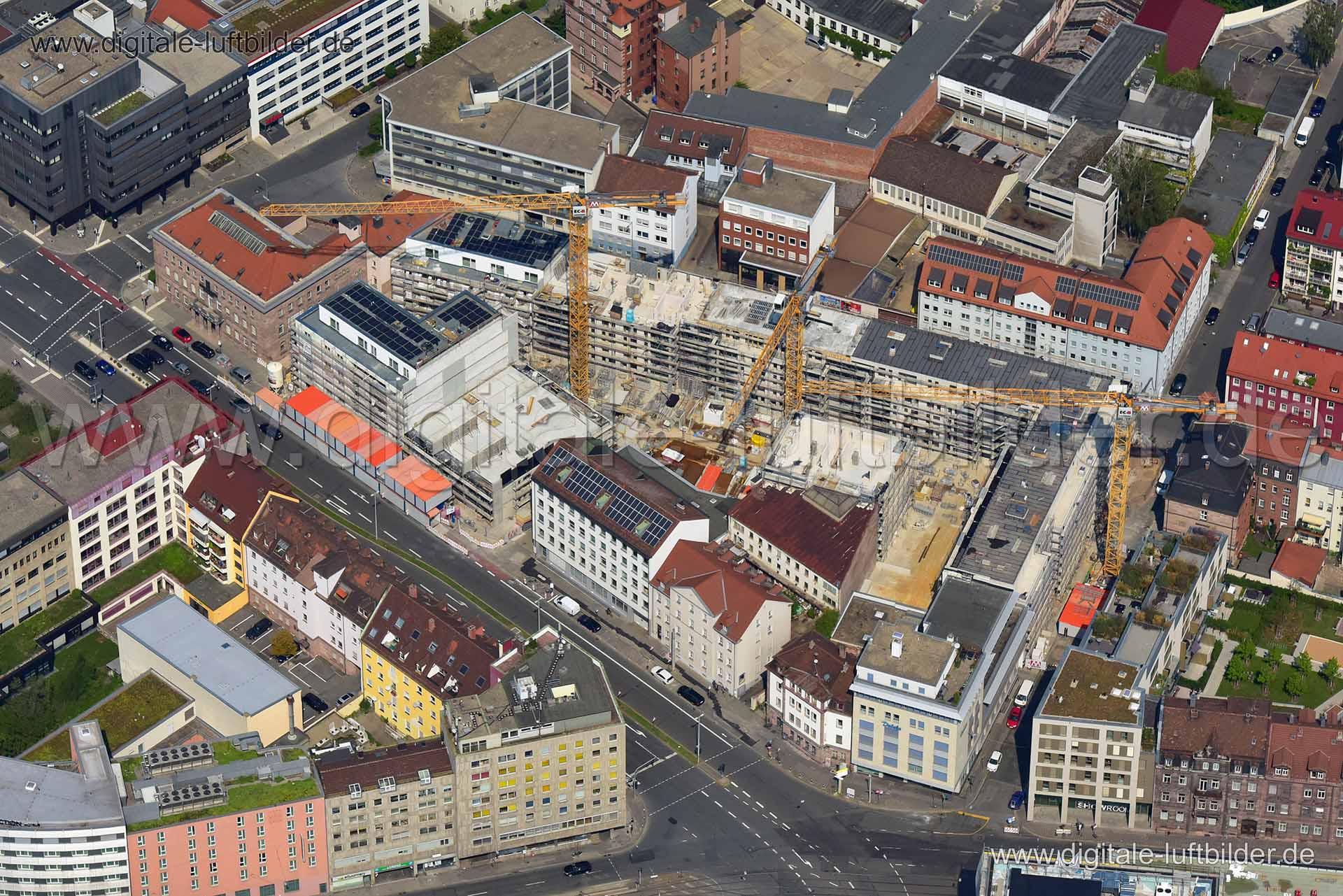 Titel: Marienvorstadt, Bildnummer: n341920, Ort / Stadt: Nürnberg, (Land)Kreis: kreisfreie Stadt Nürnberg, Regierungsbezirk: Mittelfranken, Bundesland: Bayern, Aufnahmedatum: 24.08.2019, Schlagwörter: Luftbild, Luftbilder, Luftbildfotografie, Luftaufnahme, Luftbildaufnahme, Luftfoto, Vogelperspektive, Vogelansicht, Deutschland, Schräg- und Senkrecht-Luftaufnahmen, Orthofotografie, 90402, Reindelstraße, Willy-Brandt-Platz, Badstraße, Marienstraße, Gleißbühlstraße, Bahnhofstraße, Neudörferstraße,