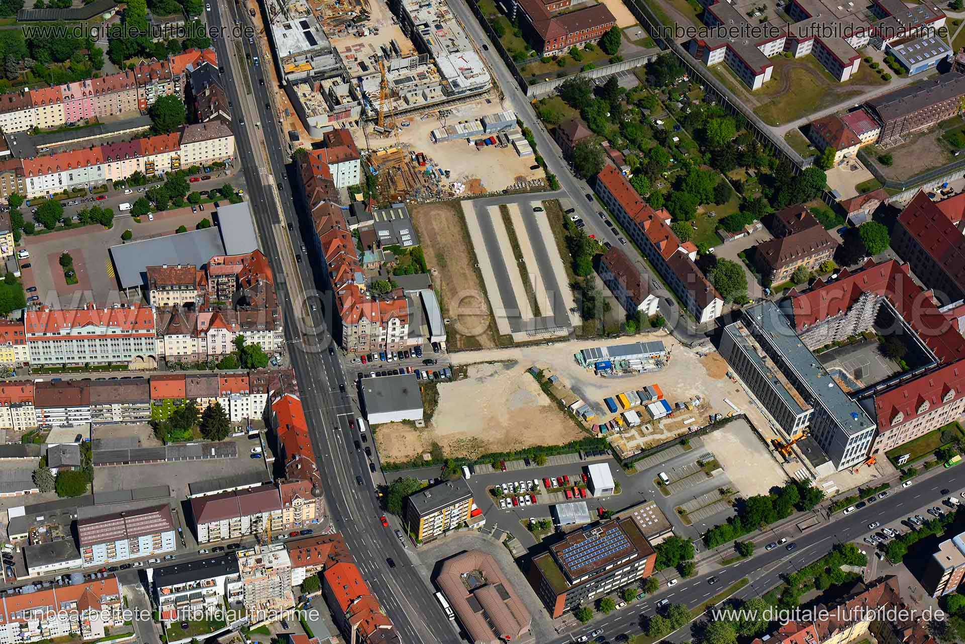 Titel: Maximilianstraße, Bildnummer: n263990, Ort / Stadt: Nürnberg, (Land)Kreis: kreisfreie Stadt Nürnberg, Regierungsbezirk: Mittelfranken, Bundesland: Bayern, Aufnahmedatum: 06.05.2018, Schlagwörter: Luftbild, Luftbilder, Luftbildfotografie, Luftaufnahme, Luftbildaufnahme, Luftfoto, Vogelperspektive, Vogelansicht, Deutschland, Schräg- und Senkrecht-Luftaufnahmen, Orthofotografie, 90429, Muggenhofer Straße, Bärenschanzstraße, Mannertstraße, Fahrradstraße, Maximilianstraße, Fürther Straße, Hill