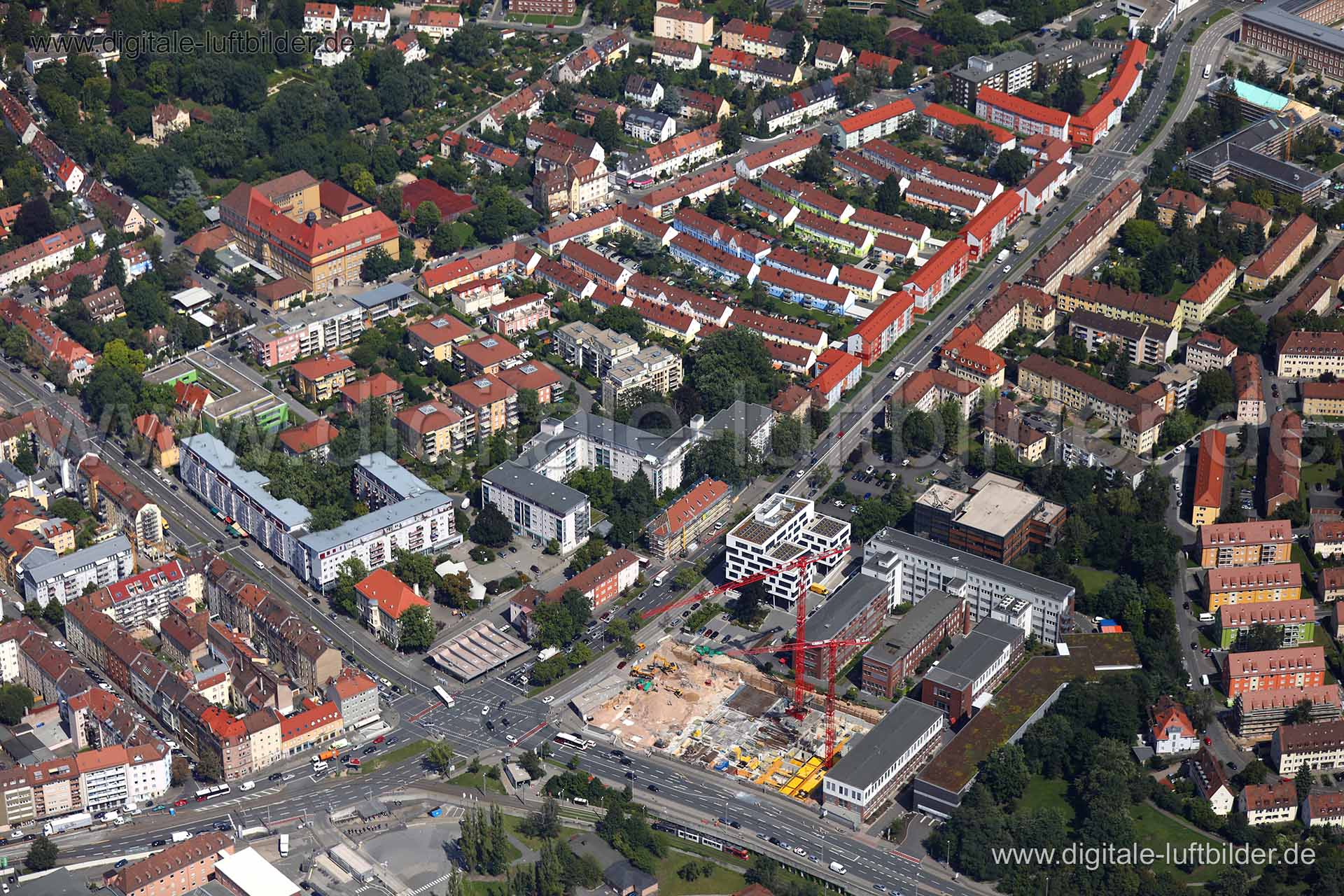 Titel: Neulichtenhof, Bildnummer: c240390, Ort / Stadt: Nürnberg, (Land)Kreis: kreisfreie Stadt Nürnberg, Regierungsbezirk: Mittelfranken, Bundesland: Bayern, Aufnahmedatum: 15.08.2017, Schlagwörter: Luftbild, Luftbilder, Luftbildfotografie, Luftaufnahme, Luftbildaufnahme, Luftfoto, Vogelperspektive, Vogelansicht, Deutschland, Schräg- und Senkrecht-Luftaufnahmen, Orthofotografie, Neulichtenhof, Neulichtenhofstraße, Frankenstraße, Pillenreuther Straße, Katzwanger Straße, Sperberstraße, Huldstraße