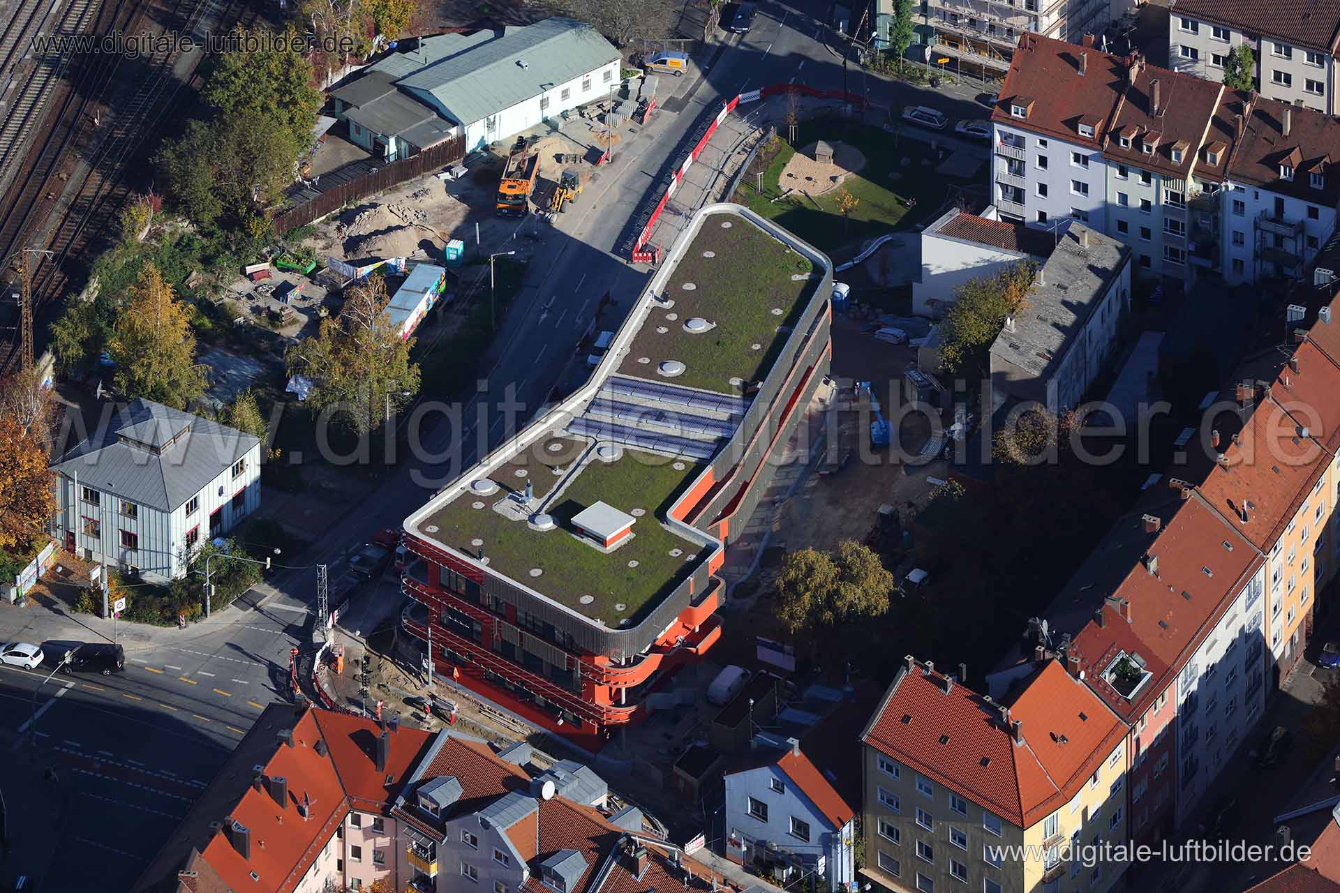 Titel: Schlossäckerstraße, Bildnummer: c122980, Ort / Stadt: Nürnberg, (Land)Kreis: kreisfreie Stadt Nürnberg, Regierungsbezirk: Mittelfranken, Bundesland: Bayern, Aufnahmedatum: 03.11.2014, Schlagwörter: Luftbild, Luftbilder, Luftbildfotografie, Luftaufnahme, Luftbildaufnahme, Luftfoto, Vogelperspektive, Vogelansicht, Deutschland, Schräg- und Senkrecht-Luftaufnahmen, Orthofotografie, Baustelle, Neubau, Gibitzenhofstraße, Schlossäckerstraße, Steinbühler Tunnel, Monat: November, Jahreszeit: Herbs