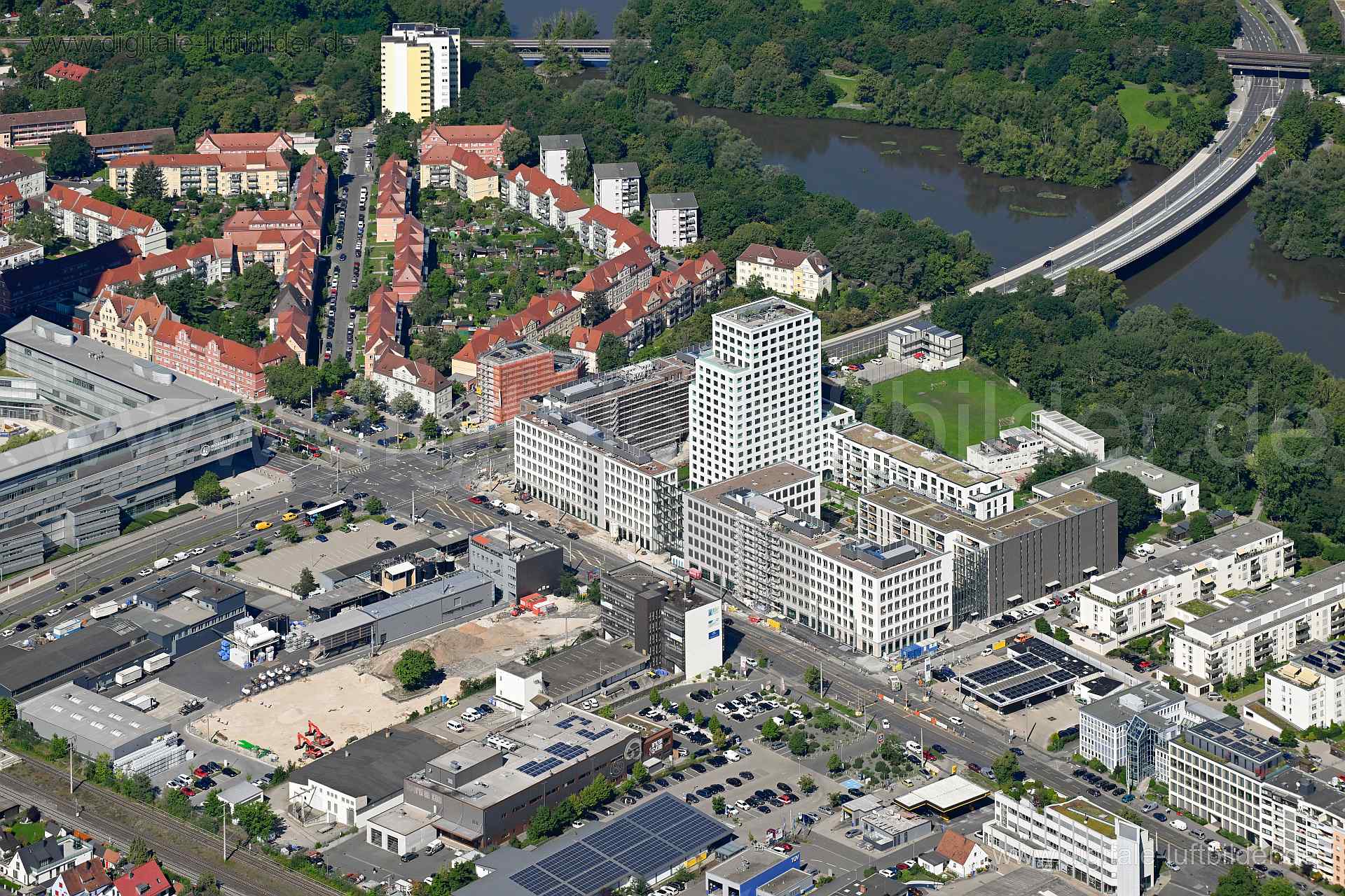 Titel: Seetor City Campus, Bildnummer: n510470, Ort / Stadt: Nürnberg, (Land)Kreis: kreisfreie Stadt Nürnberg, Regierungsbezirk: Mittelfranken, Bundesland: Bayern, Aufnahmedatum: 11.08.2023, Schlagwörter: Deutschland, 90480, 90482, Erhardstraße, Gleißhammerstraße, Haimendorfer Straße, Nürnberg, Ostendstraße, Wagenseilstraße, Seetor City Campus, Wöhrder See, Pegnitz, Campus, Hochhaus, Neubau, Monat: August, Jahreszeit: Sommer, Tageszeit: Vormittag / Mittag, Jahr: 2023, Flug ID: 20230811, Bildstat