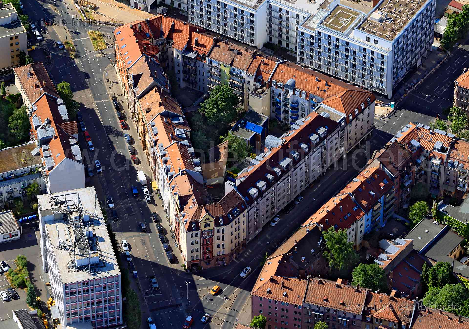 Luftbild - St. Peter, Ort: Nürnberg, Tags: St. Peter, , Dürrenhofstraße, Kirchenstraße, Nürnberg, Peterstraße, Regensburge...
