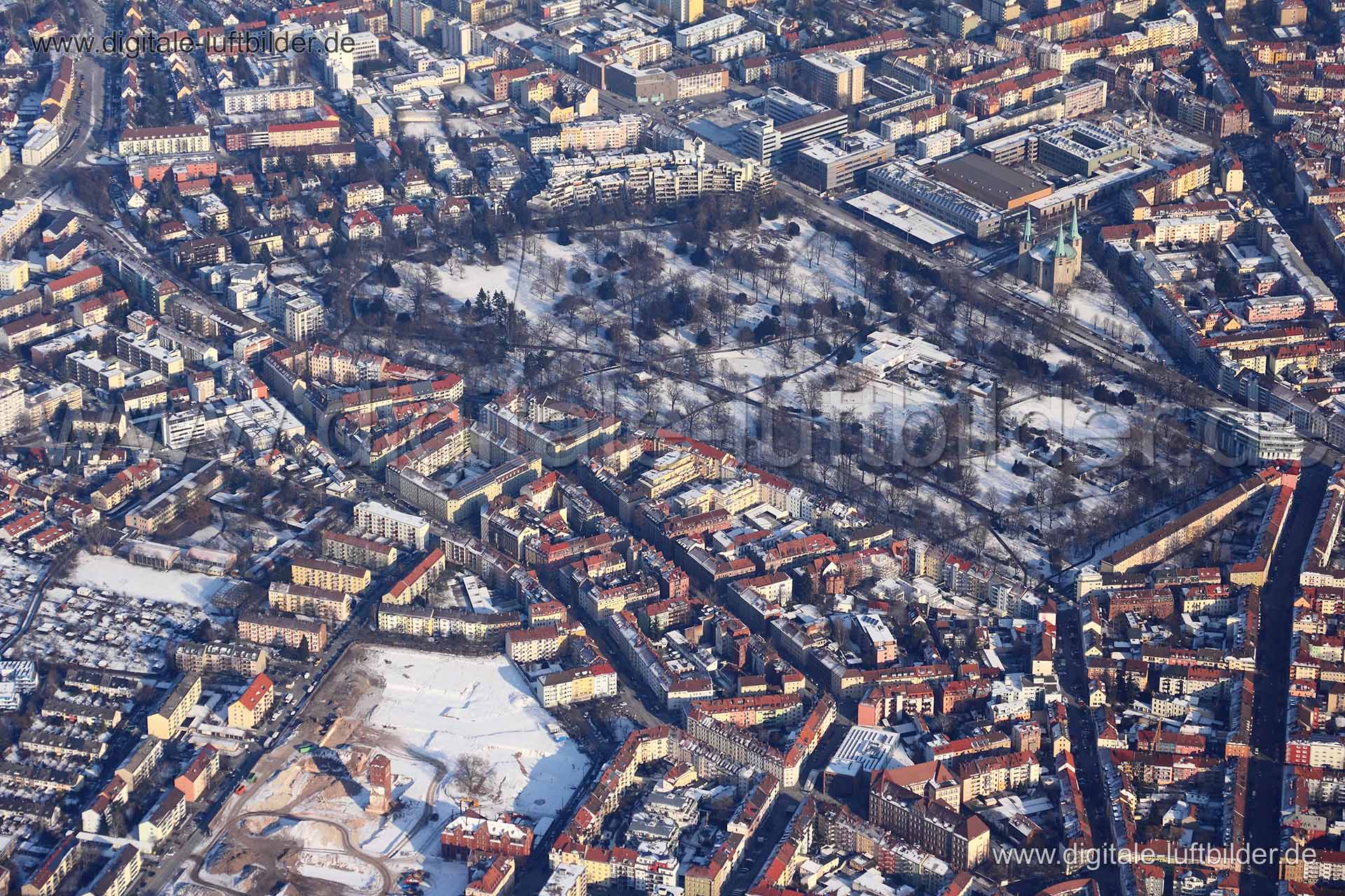 Titel: Stadtpark, Bildnummer: cc44120, Ort / Stadt: Nürnberg, (Land)Kreis: kreisfreie Stadt Nürnberg, Regierungsbezirk: Mittelfranken, Bundesland: Bayern, Aufnahmedatum: 11.02.2012, Schlagwörter: Luftbild, Luftbilder, Luftbildfotografie, Luftaufnahme, Luftbildaufnahme, Luftfoto, Vogelperspektive, Vogelansicht, Deutschland, Schräg- und Senkrecht-Luftaufnahmen, Orthofotografie, Stadtpark, Berckhauserstraße, Parkstraße, Friedenstraße, ehem. Tucher-Areal, Nordstadtgärten, Tucher, Schillerplatz, Goet