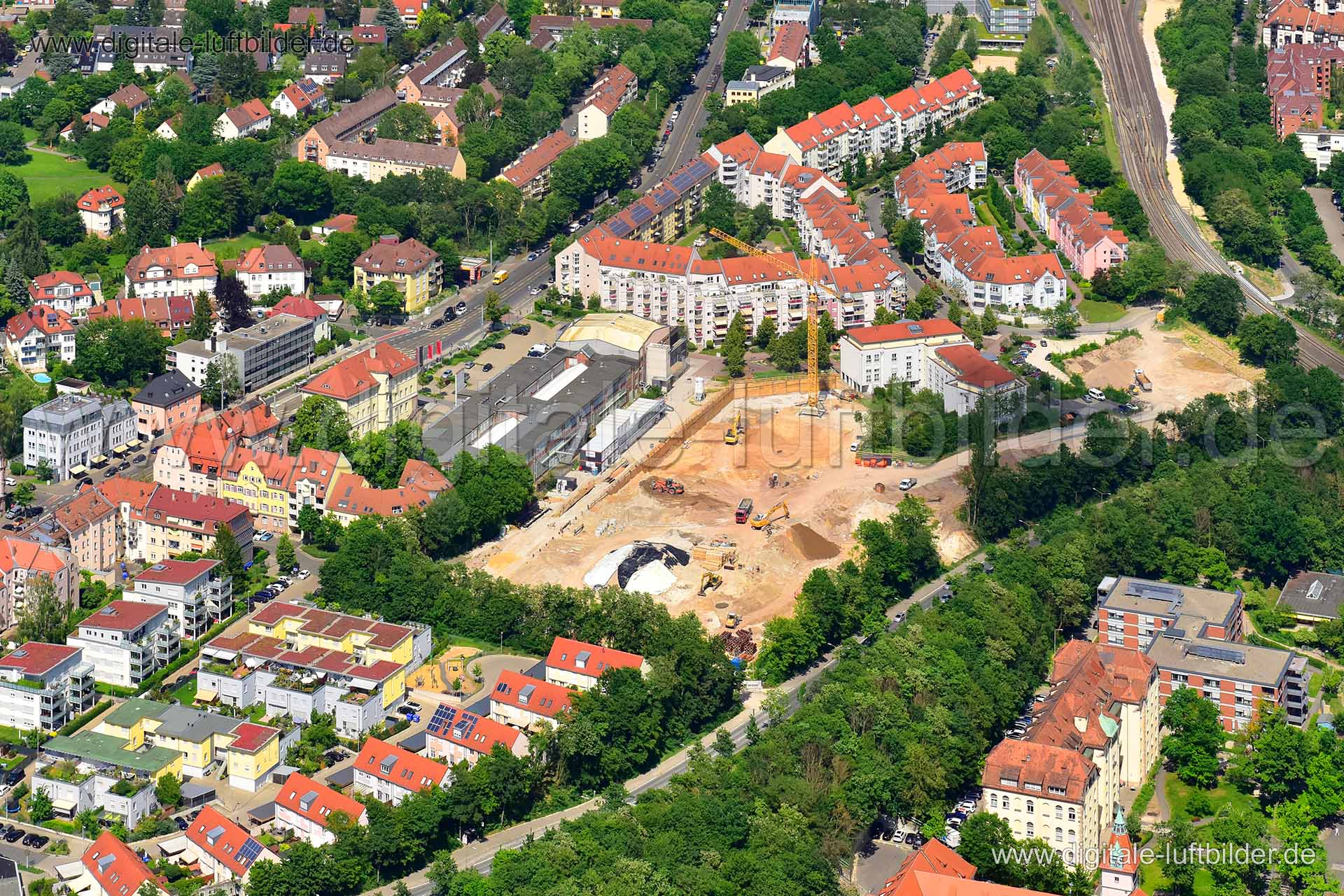 Titel: Tafelhalle, Bildnummer: n303680, Ort / Stadt: Nürnberg, (Land)Kreis: kreisfreie Stadt Nürnberg, Regierungsbezirk: Mittelfranken, Bundesland: Bayern, Aufnahmedatum: 03.06.2019, Schlagwörter: Luftbild, Luftbilder, Luftbildfotografie, Luftaufnahme, Luftbildaufnahme, Luftfoto, Vogelperspektive, Vogelansicht, Deutschland, Schräg- und Senkrecht-Luftaufnahmen, Orthofotografie, 90491, 90482, 90489, Dr.-Gustav-Heinemann-Straße, Äußere-Sulzbacher-Straße, Veilhofstraße, Hohfederstraße, Fichtestraße,