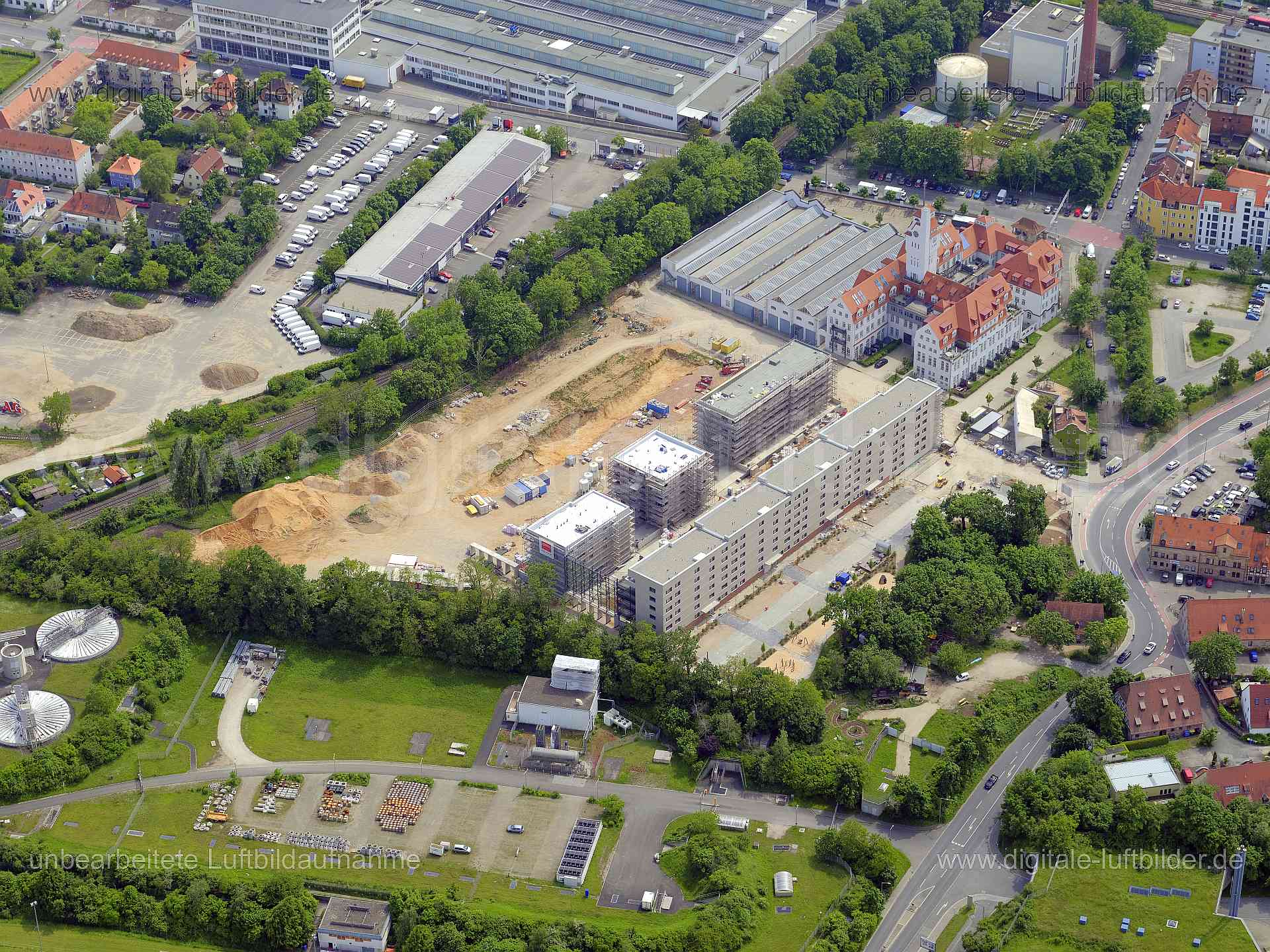 Luftbild - Tramlofts, Ort: Nürnberg, Tags: Tramlofts, Muggenhof, Fuchsloch, Baustelle, Großbaustelle, Kamin, Schlot, , Ado...