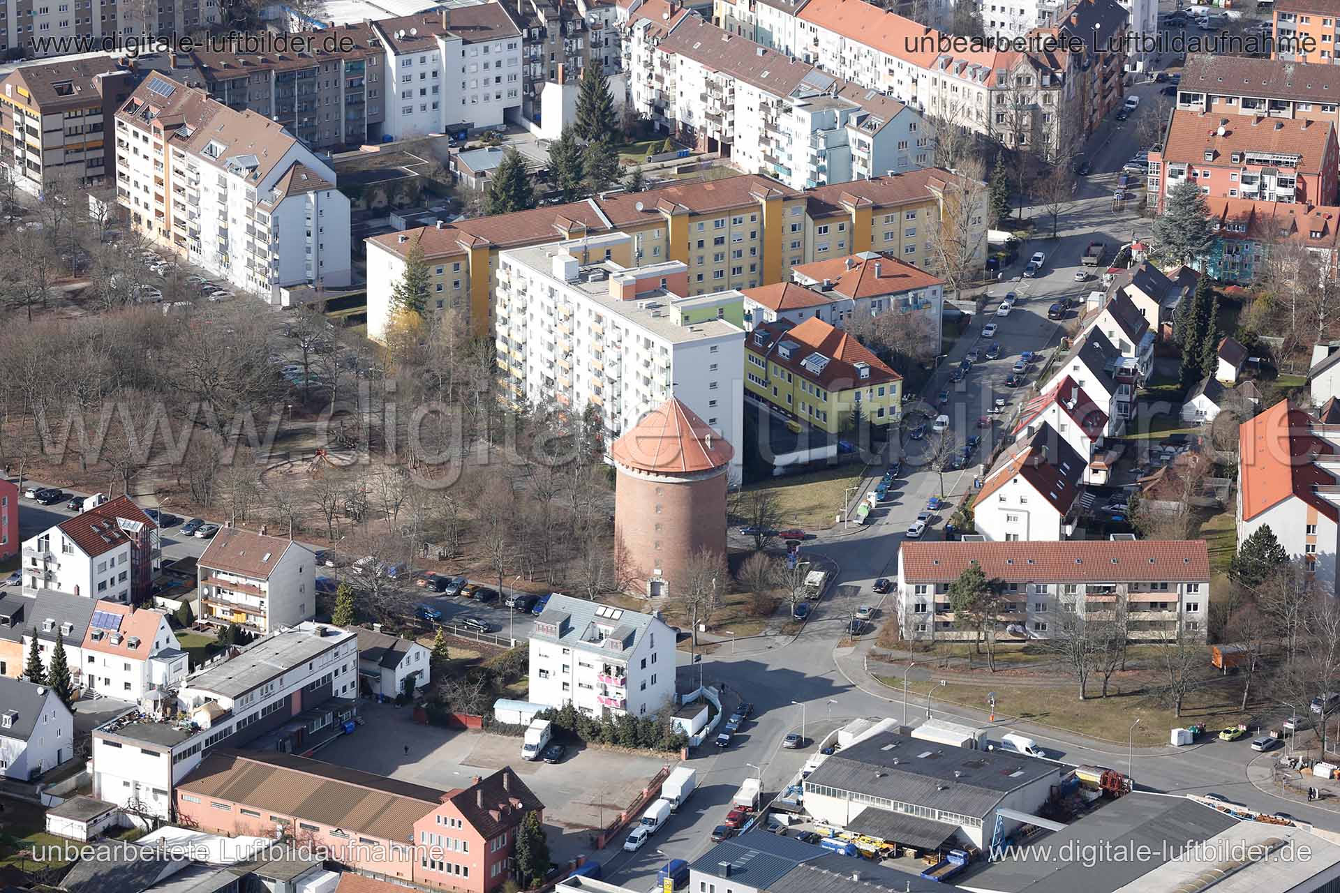 Titel: Turnerheimstraße, Bildnummer: c135770, Ort / Stadt: Nürnberg, (Land)Kreis: kreisfreie Stadt Nürnberg, Regierungsbezirk: Mittelfranken, Bundesland: Bayern, Aufnahmedatum: 03.03.2015, Schlagwörter: Luftbild, Luftbilder, Luftbildfotografie, Luftaufnahme, Luftbildaufnahme, Luftfoto, Vogelperspektive, Vogelansicht, Deutschland, Schräg- und Senkrecht-Luftaufnahmen, Orthofotografie, Turnerheimstraße, Zweibrückener Straße, Rottweiler Straße, Garnisonmuseum, Turm, Backsteinturm, Monat: März, Jahre