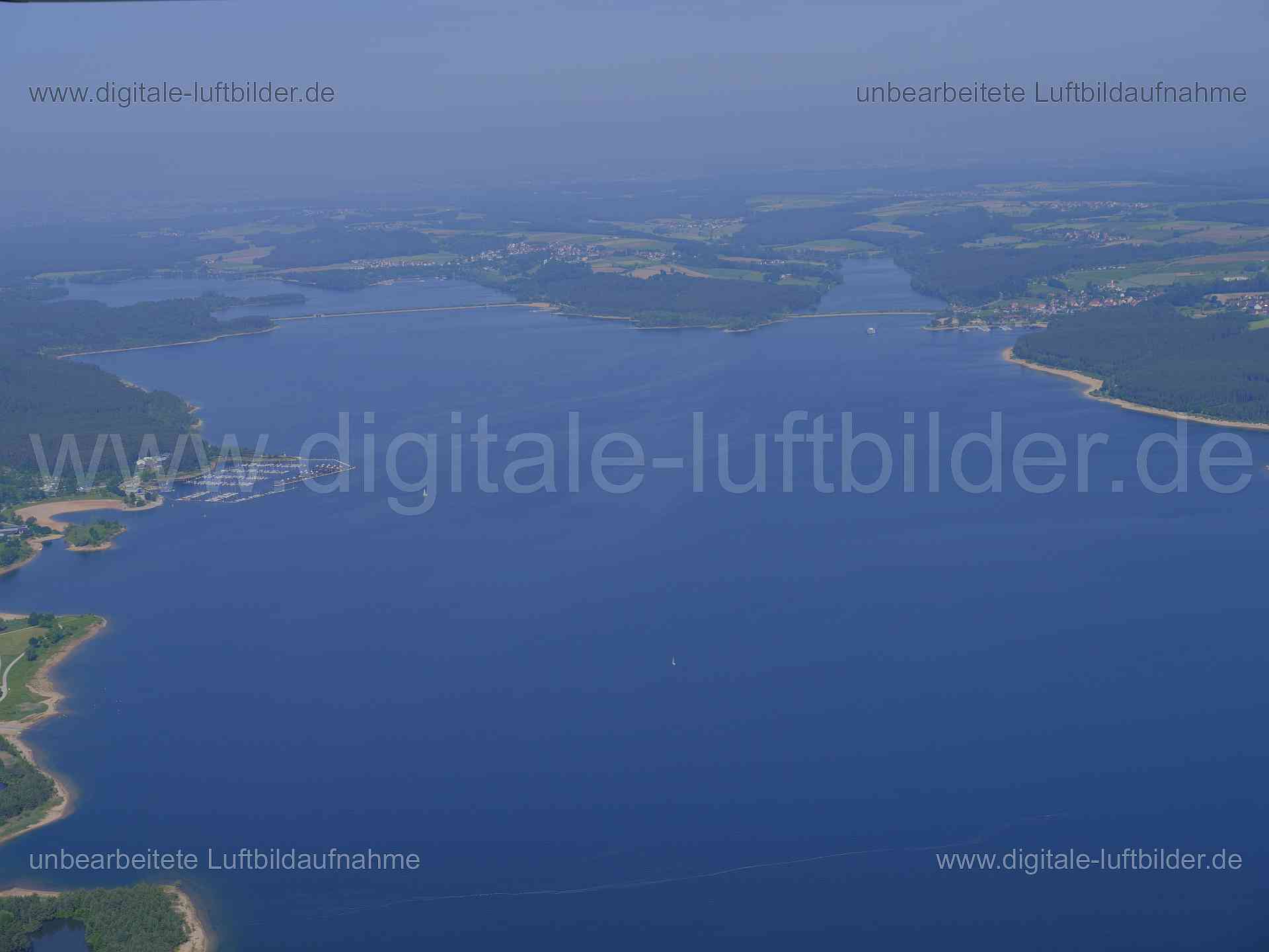 Luftbild - Brombachsee, Ort: Pleinfeld, Tags: Brombachsee, Gewässer, Strand, Badestrand, See, Horizont, Himmel, Panorama, ...