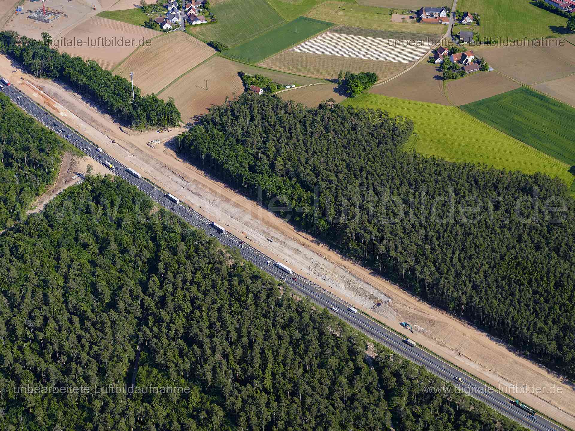 Luftbild - Autobahn A6 bei Schwabach, Ort: Schwabach, Tags: Autobahn A6, Autobahn, BAB 6, Baustelle, Straßenbach, Haag, ...