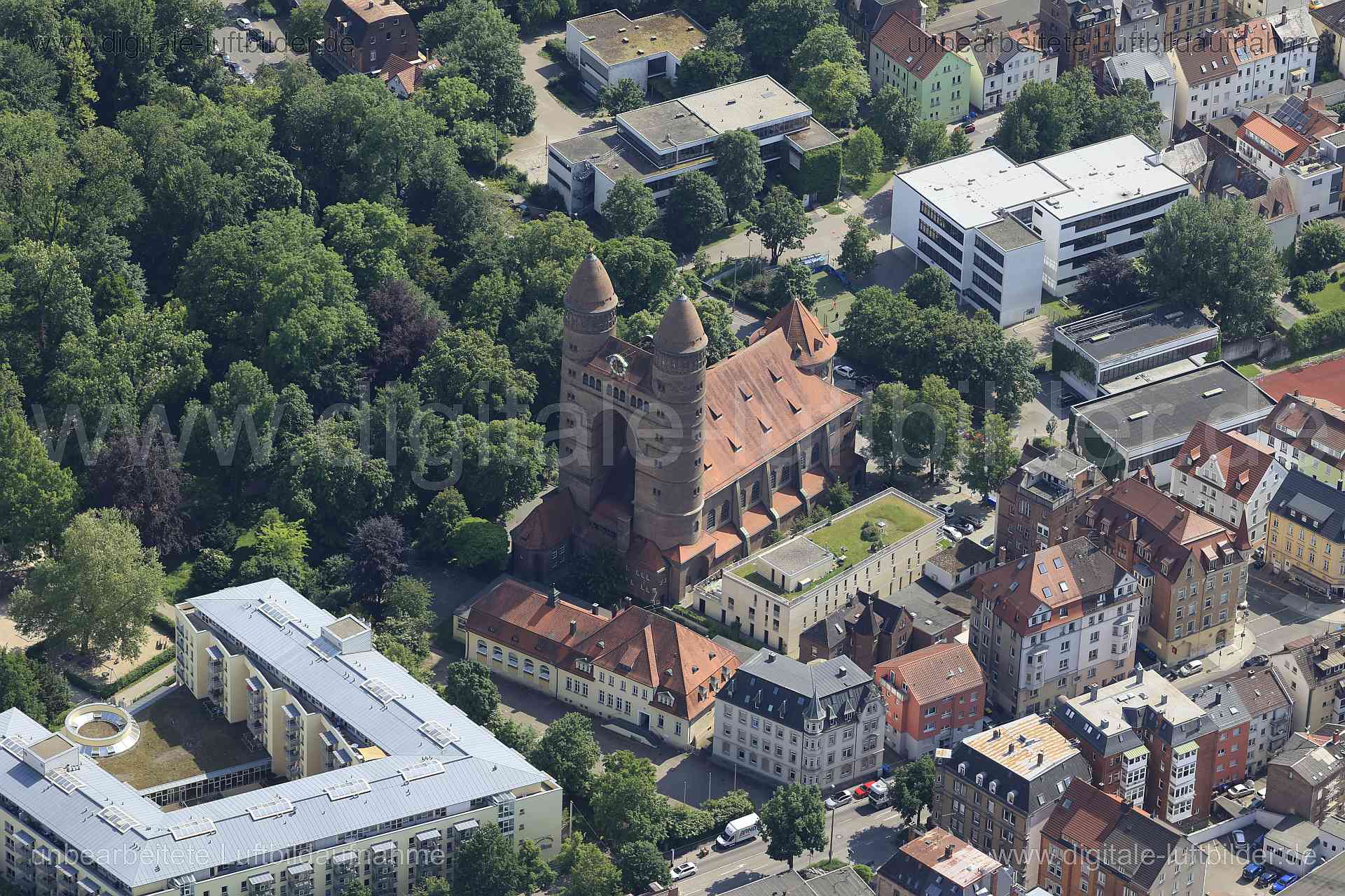 Luftbild - Pauluskirche, Ort: Ulm, Tags: Pauluskirche, Kirche, ...